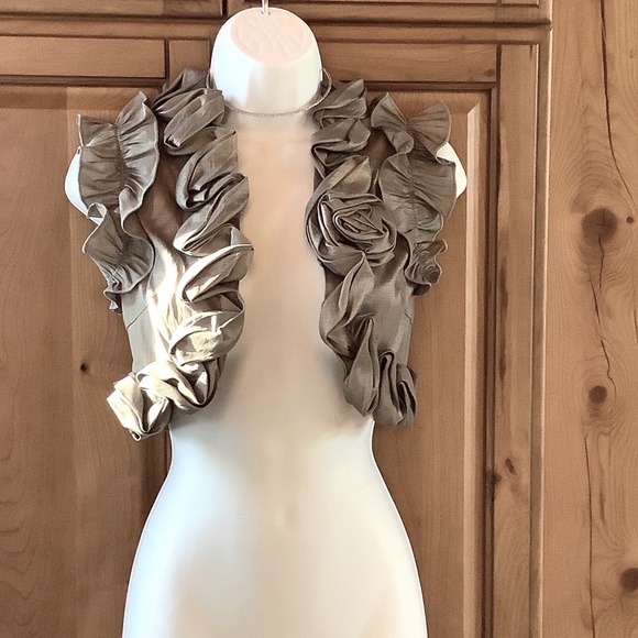 Daisy Titanium grey vest size small - Picture 1 of 9